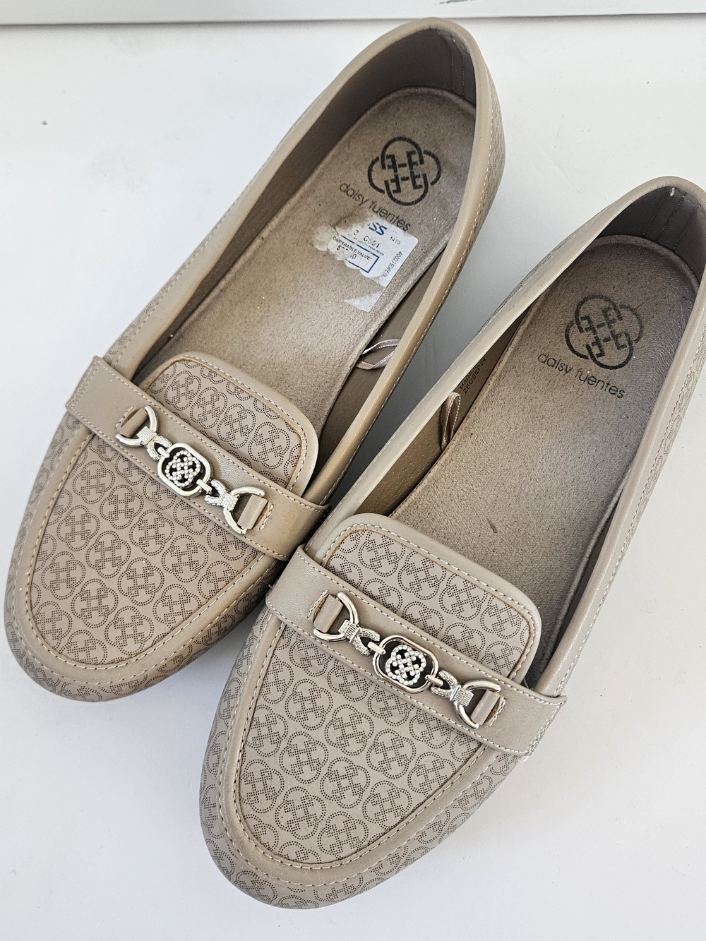 Daisy Fuentes Taupe Monogram Slip-On Loafers with Gold Accent Size 10W
